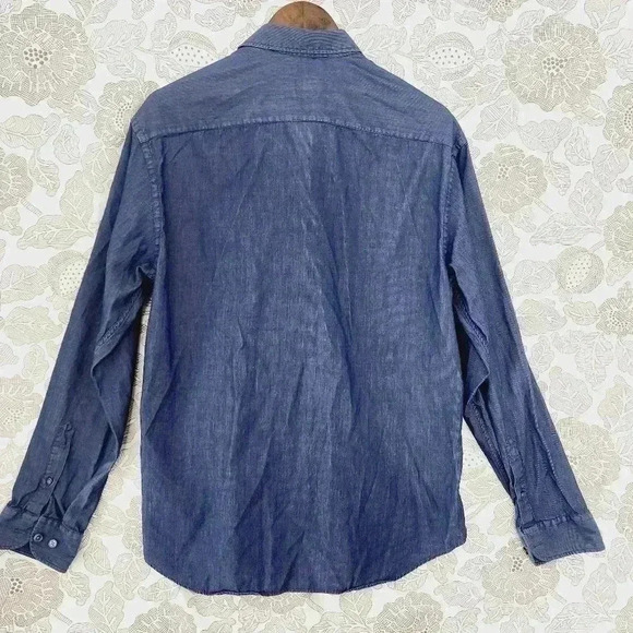 Armani Collezioni Chambray Button down Long sleeve  Men's Dress Shirt XL - Picture 2 of 8